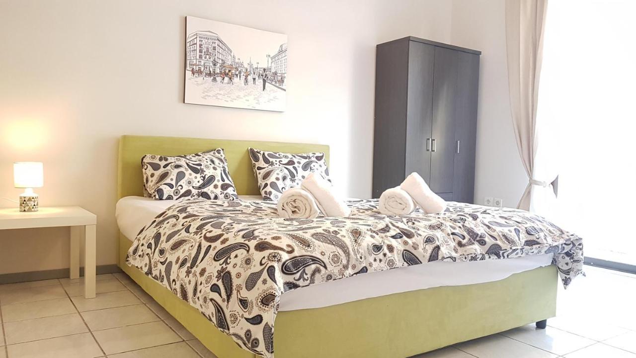 Palette Apartment Carmine - Athens Center, 6 Bd, 3 Bath Buitenkant foto