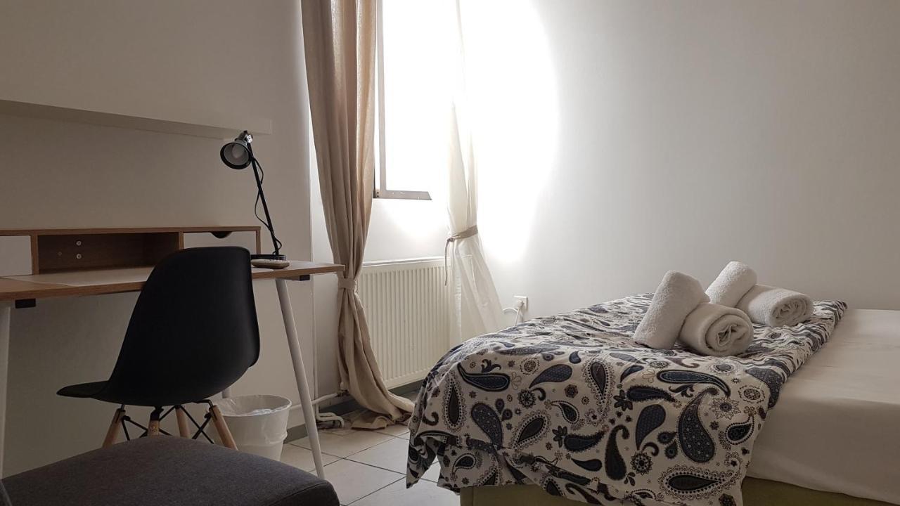 Palette Apartment Carmine - Athens Center, 6 Bd, 3 Bath Buitenkant foto