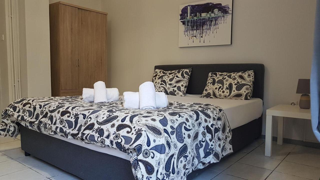 Palette Apartment Carmine - Athens Center, 6 Bd, 3 Bath Buitenkant foto
