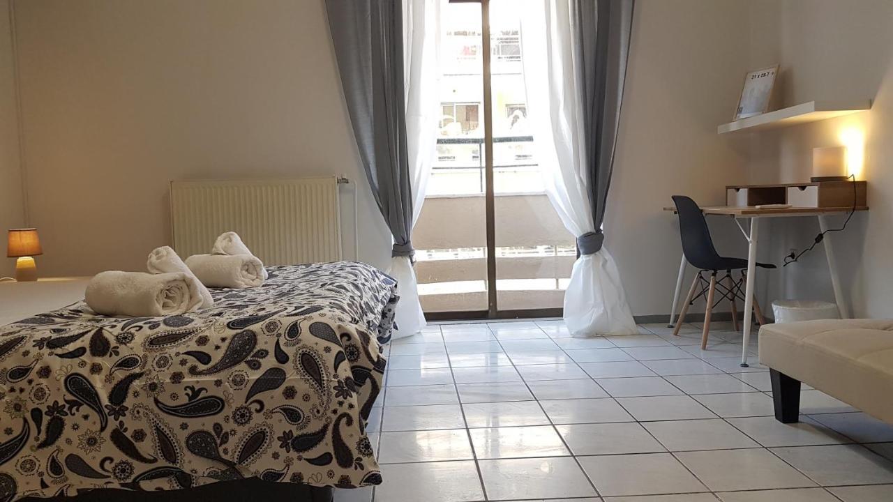Palette Apartment Carmine - Athens Center, 6 Bd, 3 Bath Buitenkant foto